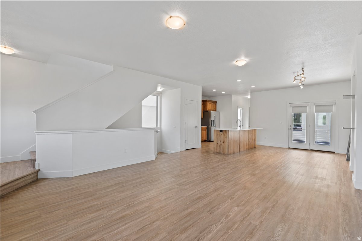 SUNRIVER TOWNHOMES - Residential