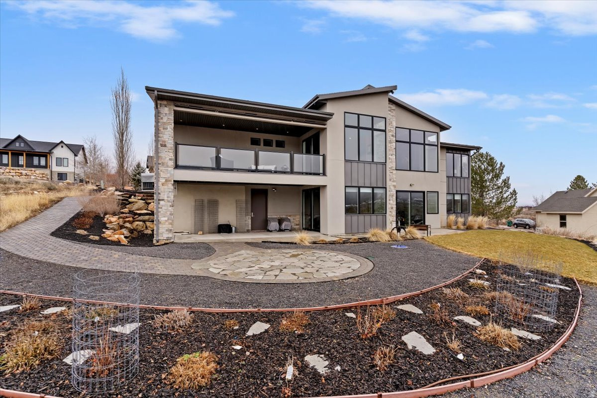 SHEEP CREEK - Residential