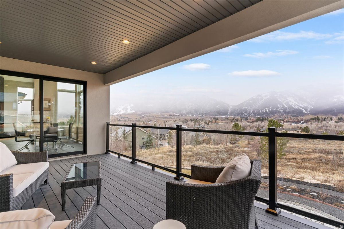 SHEEP CREEK - Residential