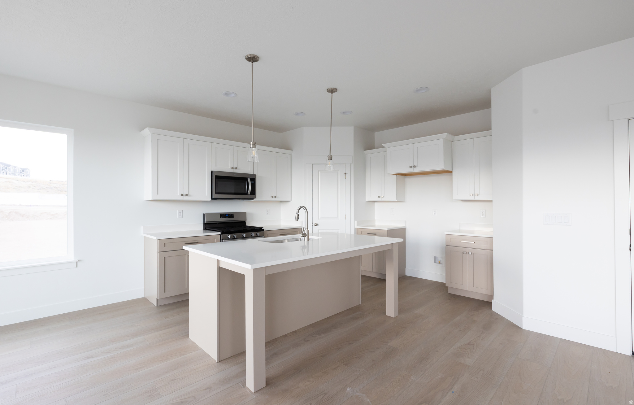 RIVER POINT - Residential