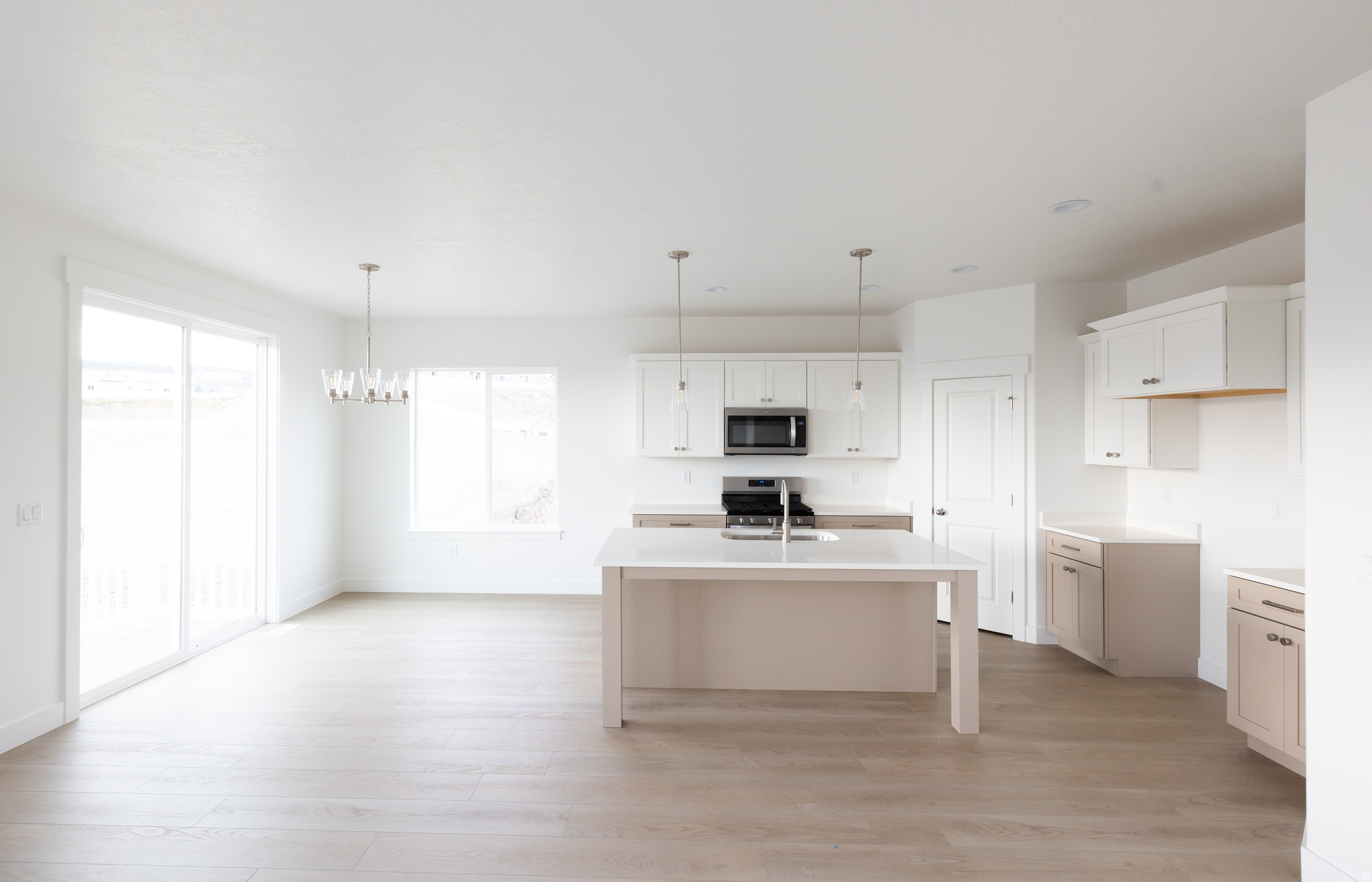 RIVER POINT - Residential