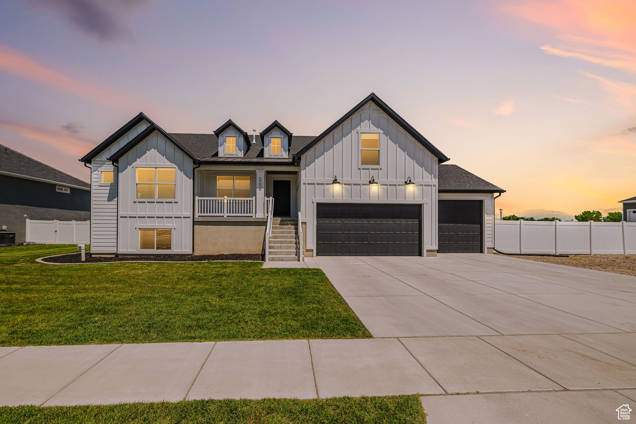 5258 W 3750, Hooper, Utah image 2