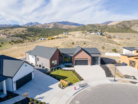Tiny photo for 7371 W SUMMIT CREST CIR, Herriman, UT 84096 (MLS # 2180394)