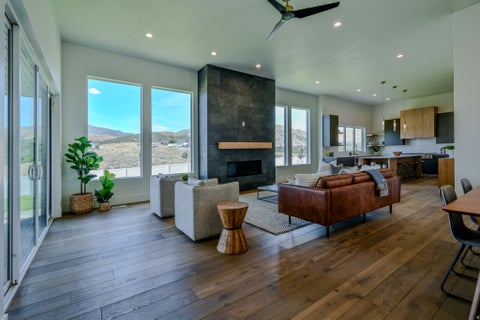 Tiny photo for 7371 W SUMMIT CREST CIR, Herriman, UT 84096 (MLS # 2180394)