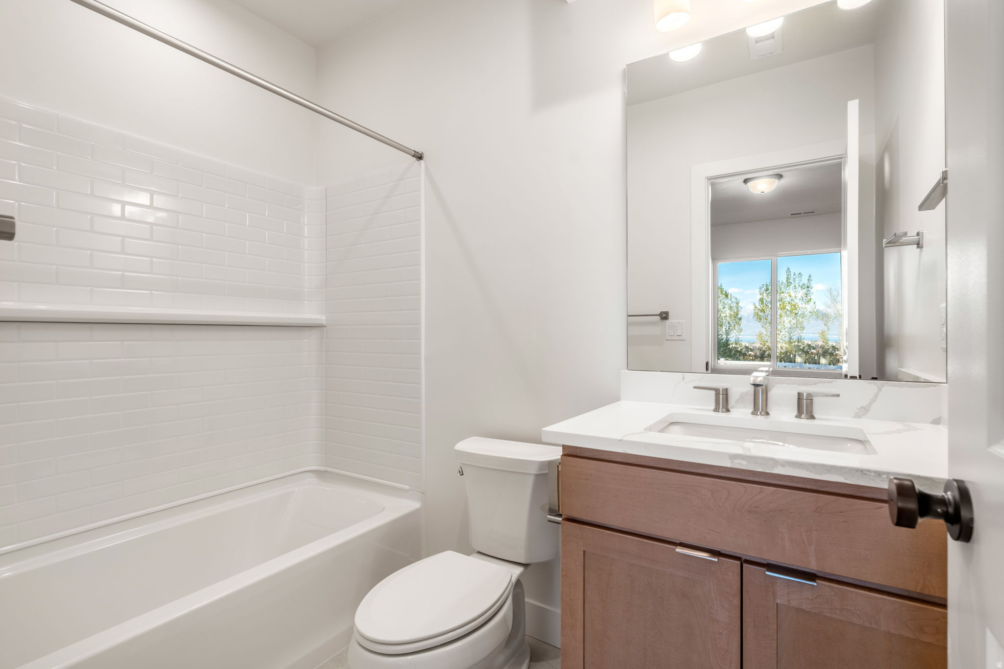 WESTLAKE VISTAS - Residential