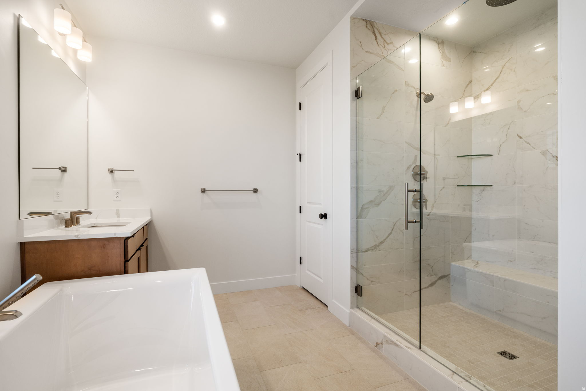 WESTLAKE VISTAS - Residential