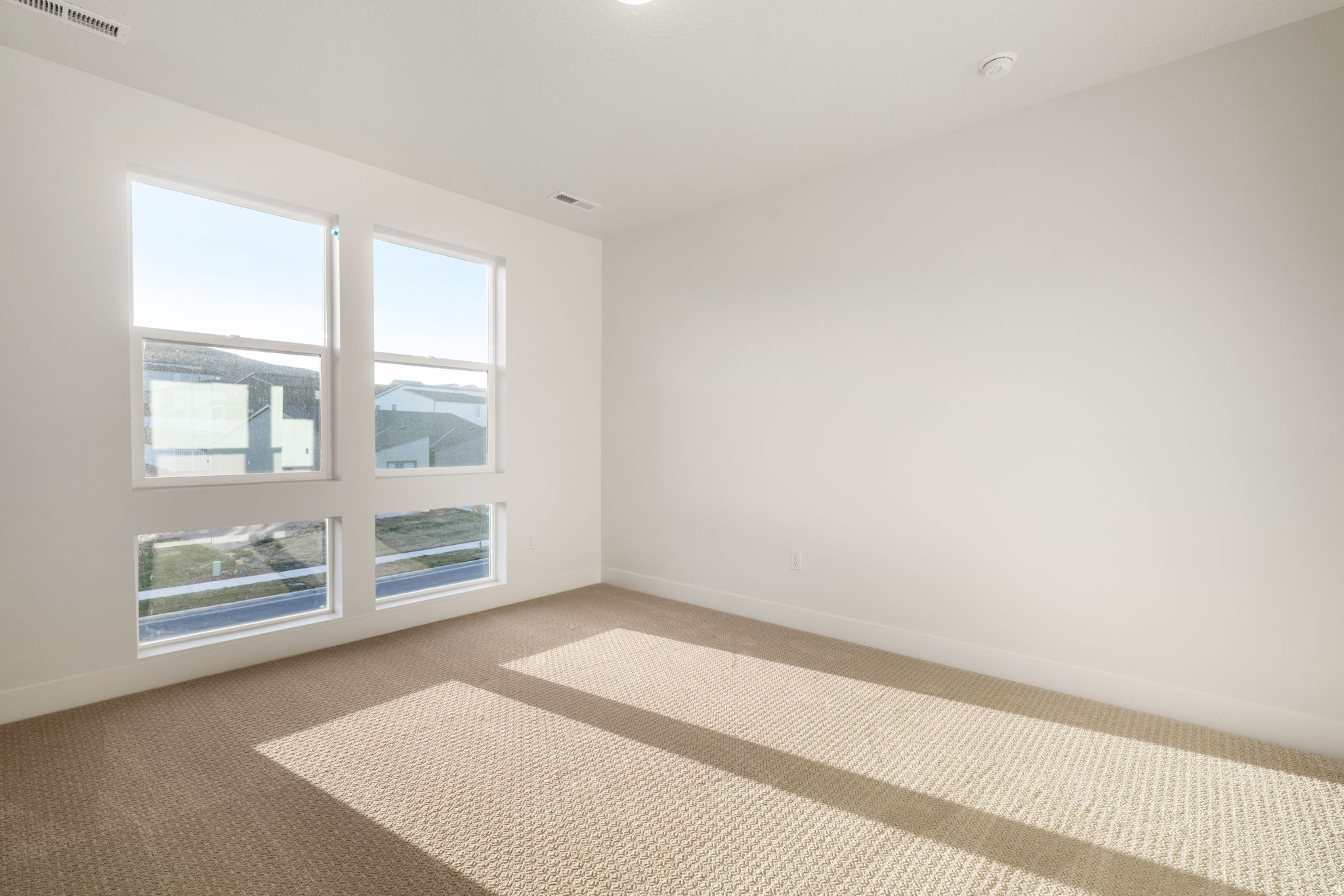 WESTLAKE VISTAS - Residential