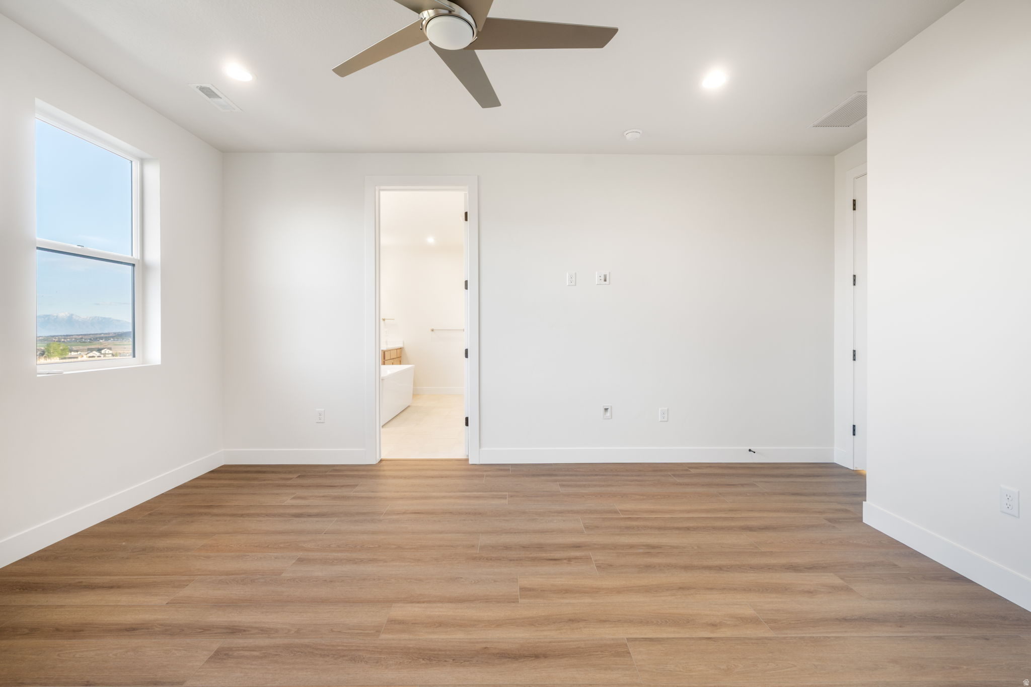 WESTLAKE VISTAS - Residential