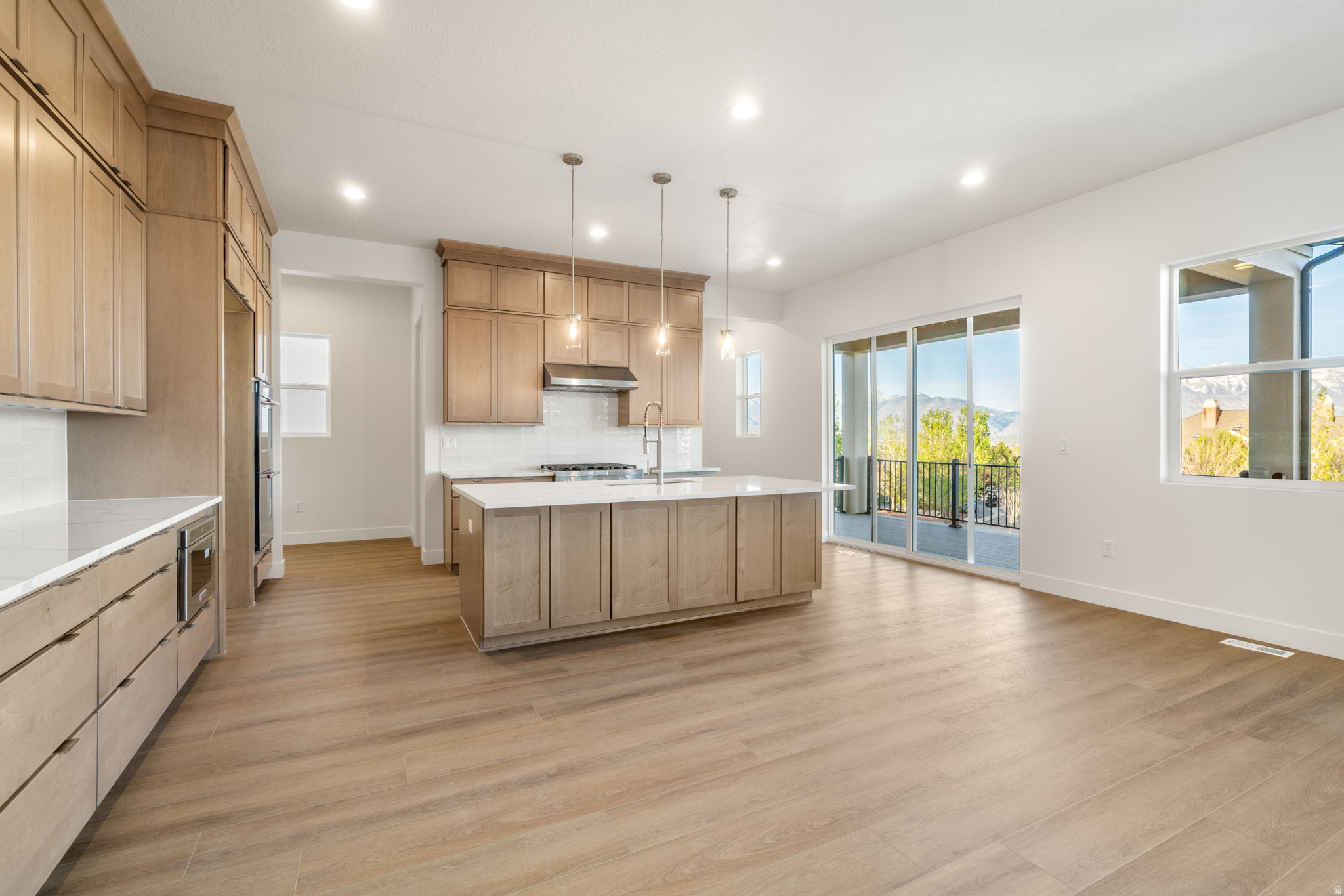 WESTLAKE VISTAS - Residential