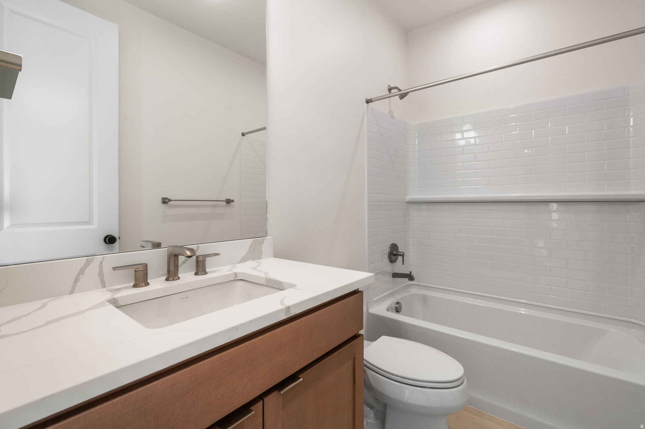 WESTLAKE VISTAS - Residential