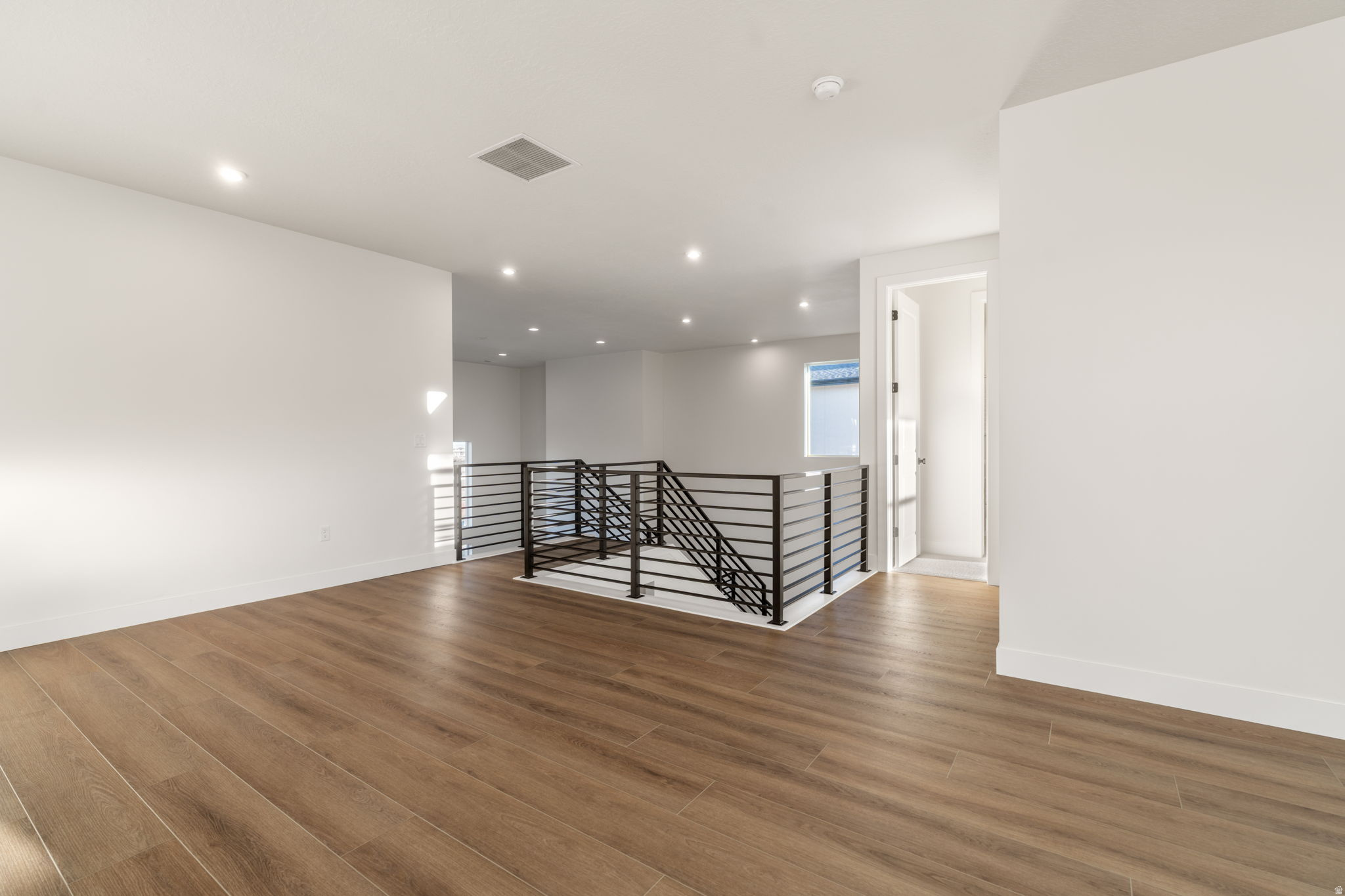 WESTLAKE VISTAS - Residential