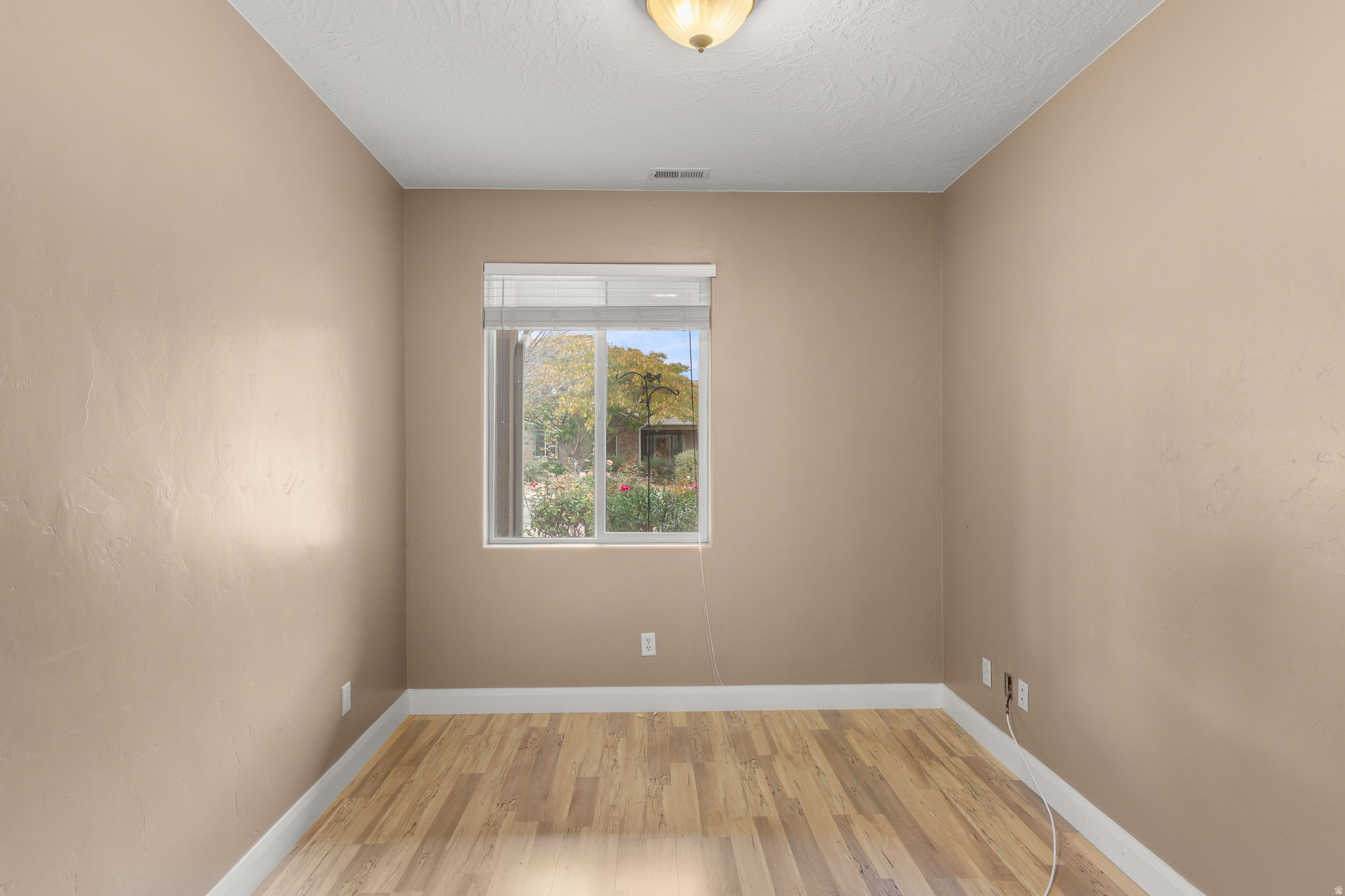 COBBLESTONE FIELDS - Residential