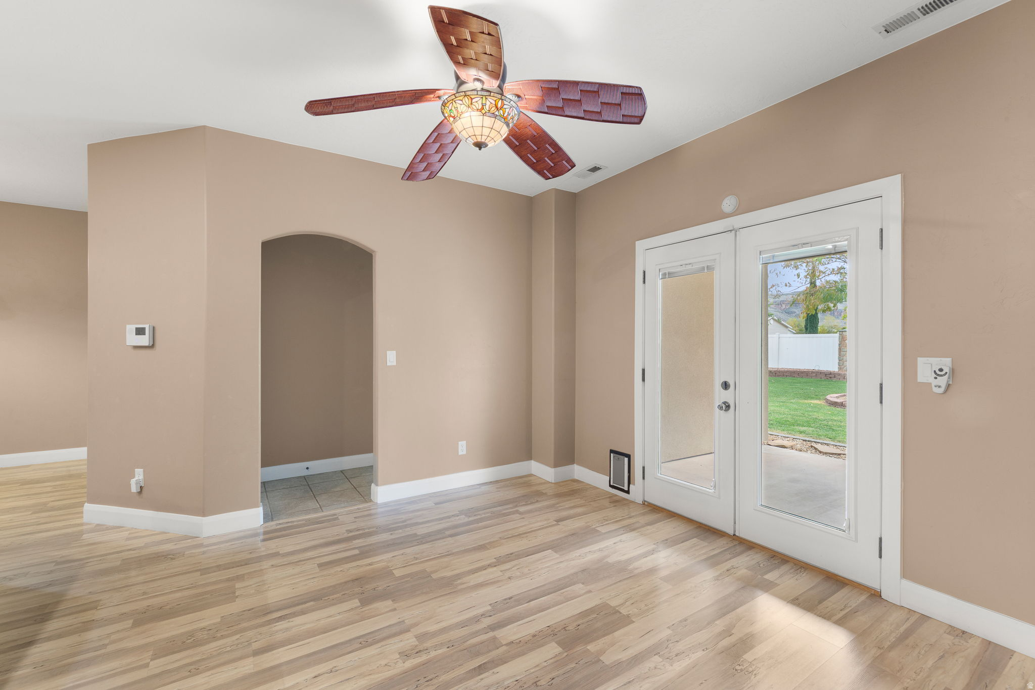 COBBLESTONE FIELDS - Residential