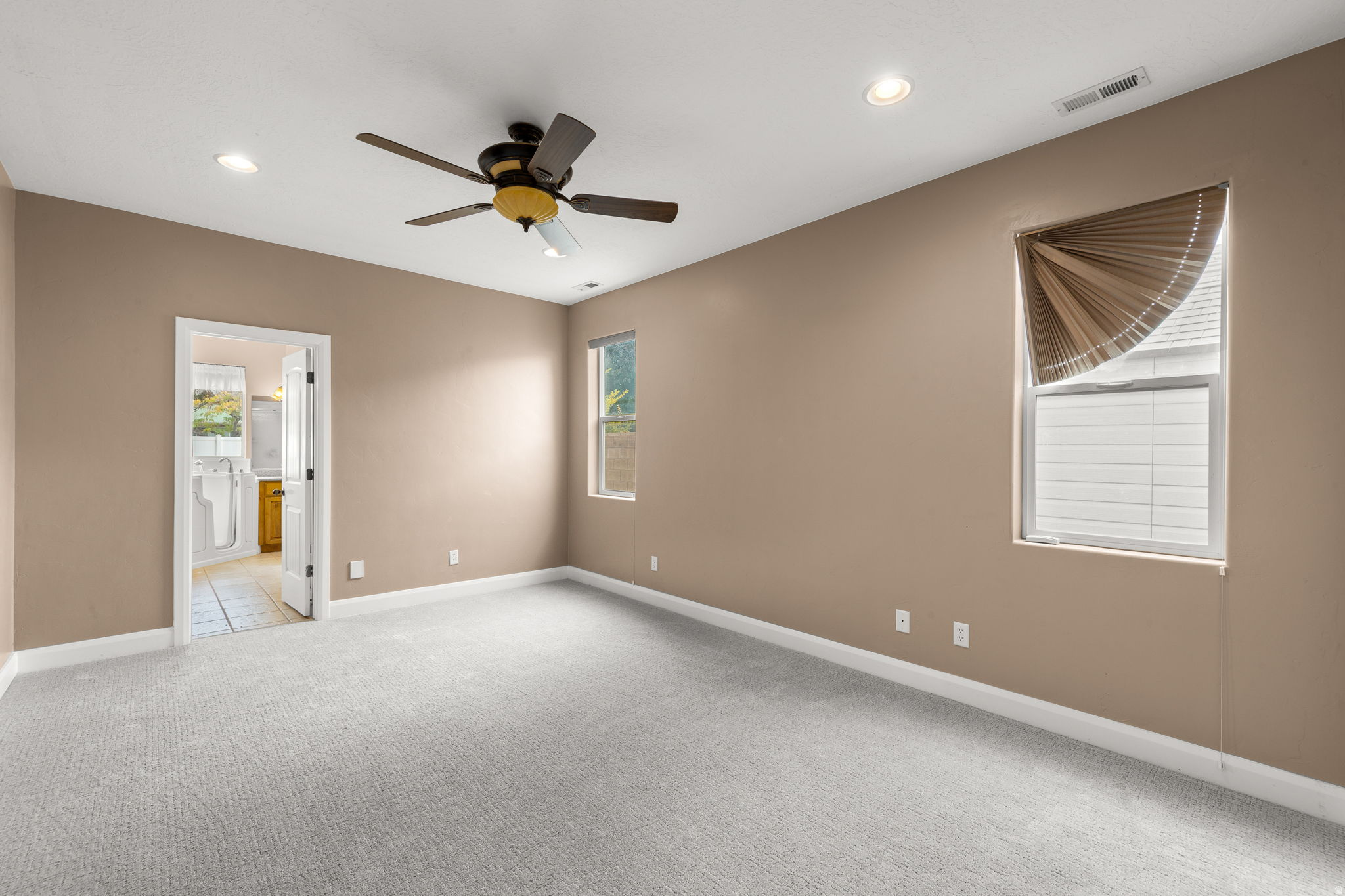 COBBLESTONE FIELDS - Residential