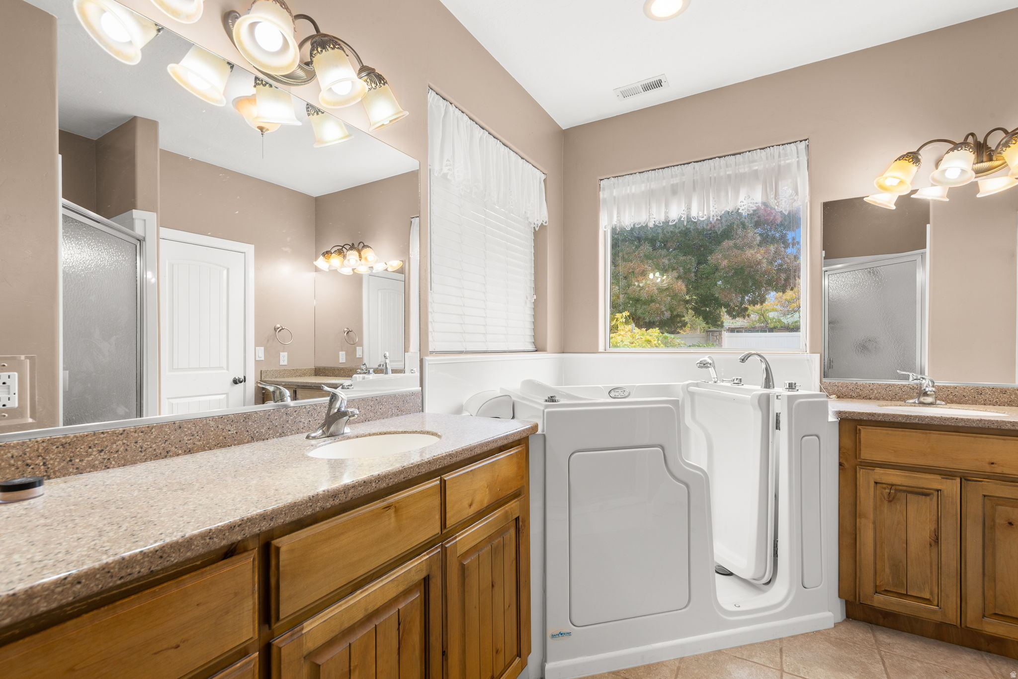 COBBLESTONE FIELDS - Residential