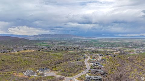 Tiny photo for 890 S SUMMIT CREEK DR #47, Woodland Hills, UT 84653 (MLS # 2078780)