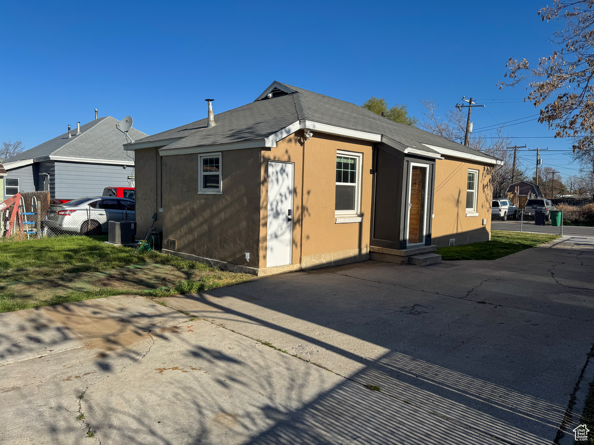 332 E Locust St, Sandy, Utah image 18