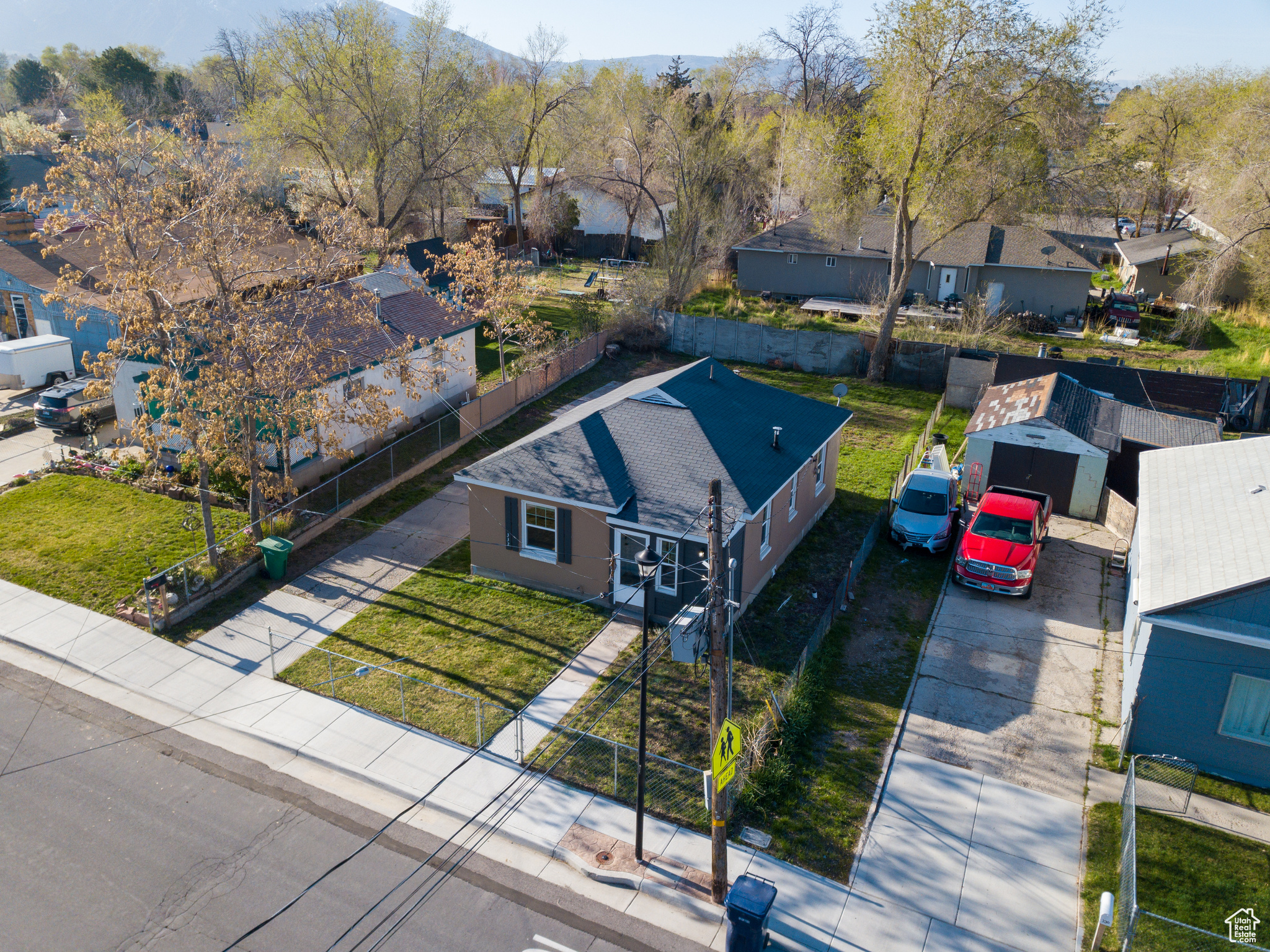 332 E Locust St, Sandy, Utah image 3