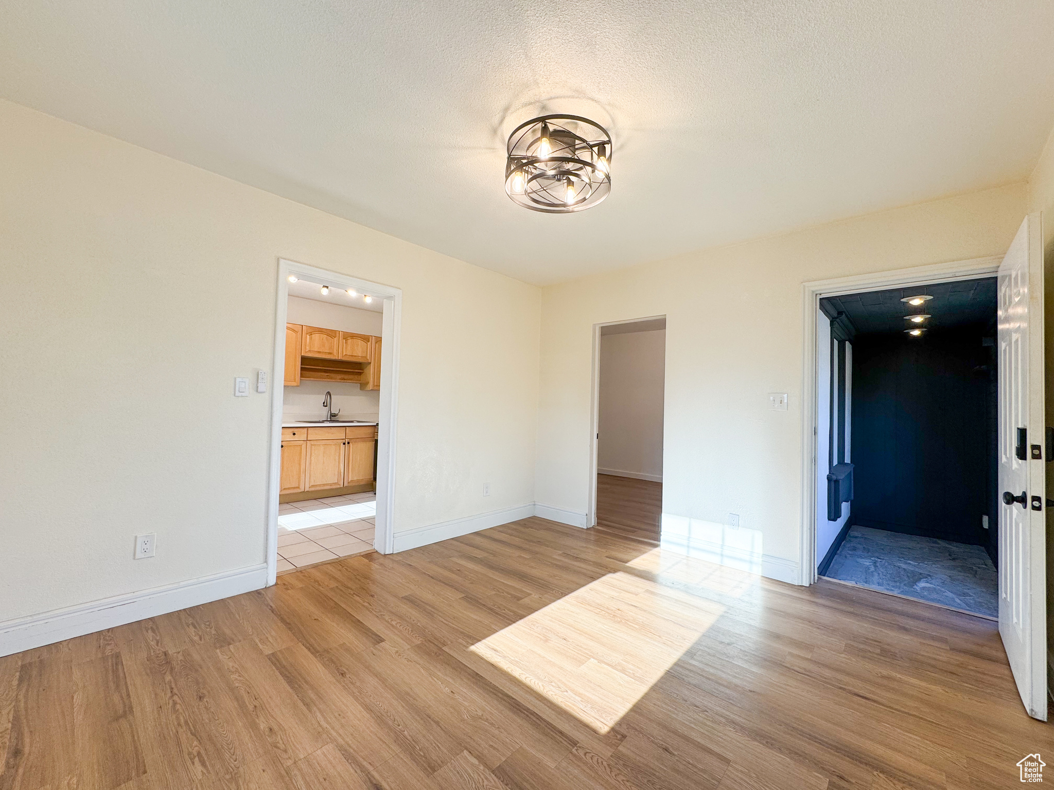 332 E Locust St, Sandy, Utah image 7
