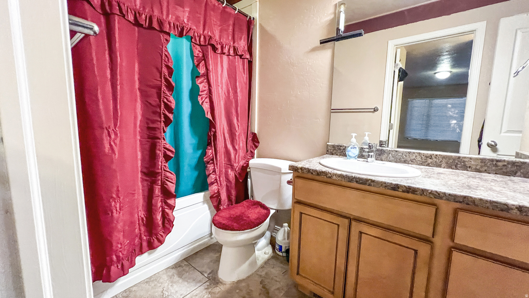 RIVER BEND CONDO - Residential