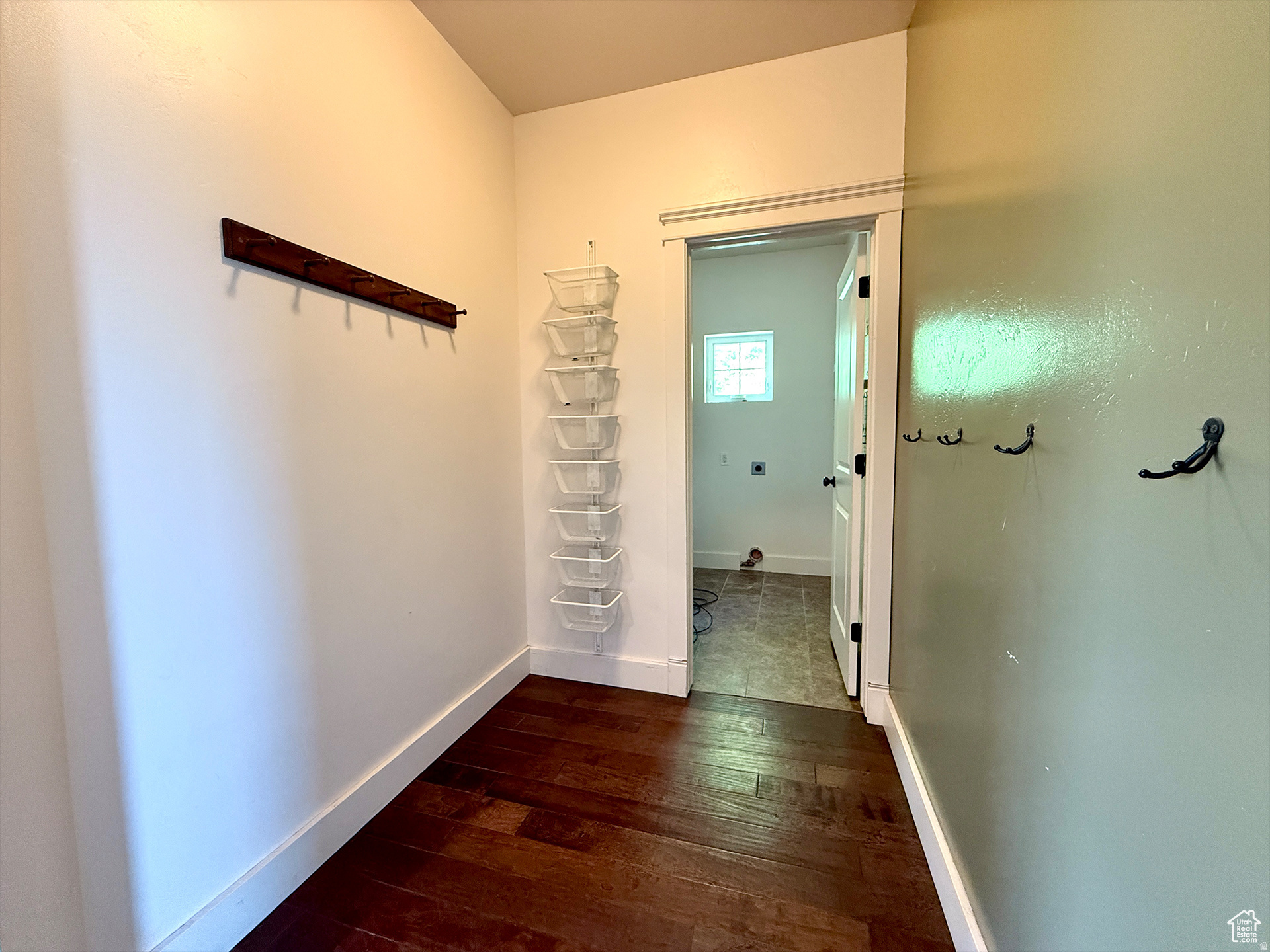 MAPLE LEAF ESTATES - Residential