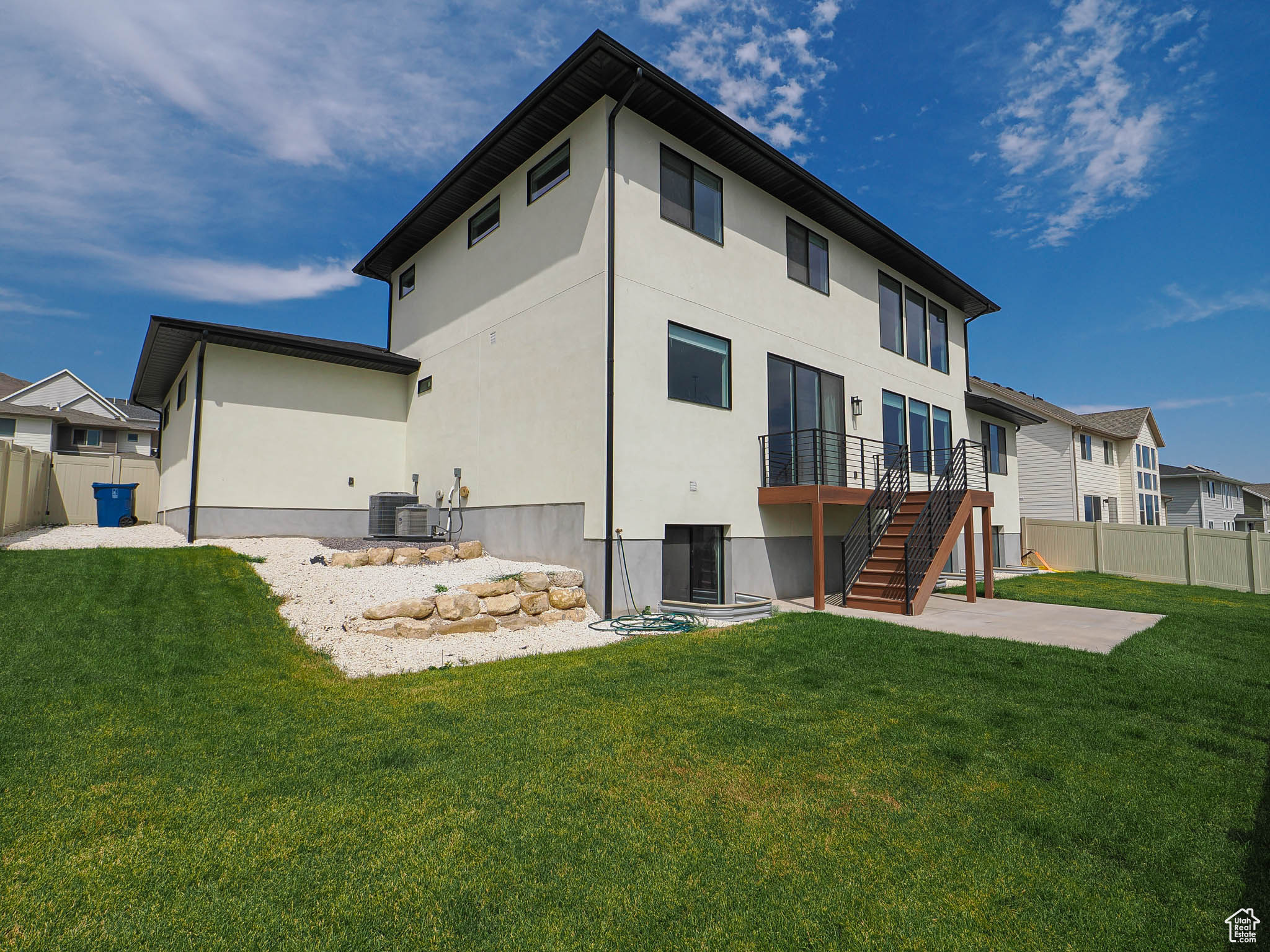 FOX HOLLOW - Residential