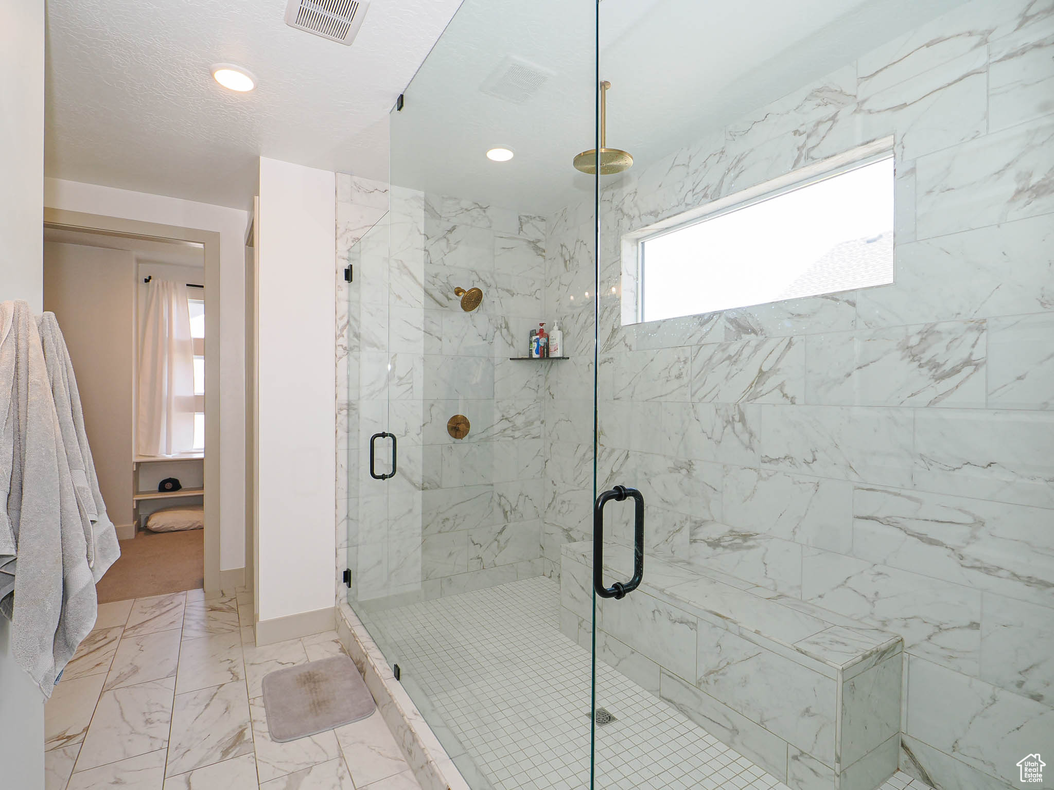 FOX HOLLOW - Residential