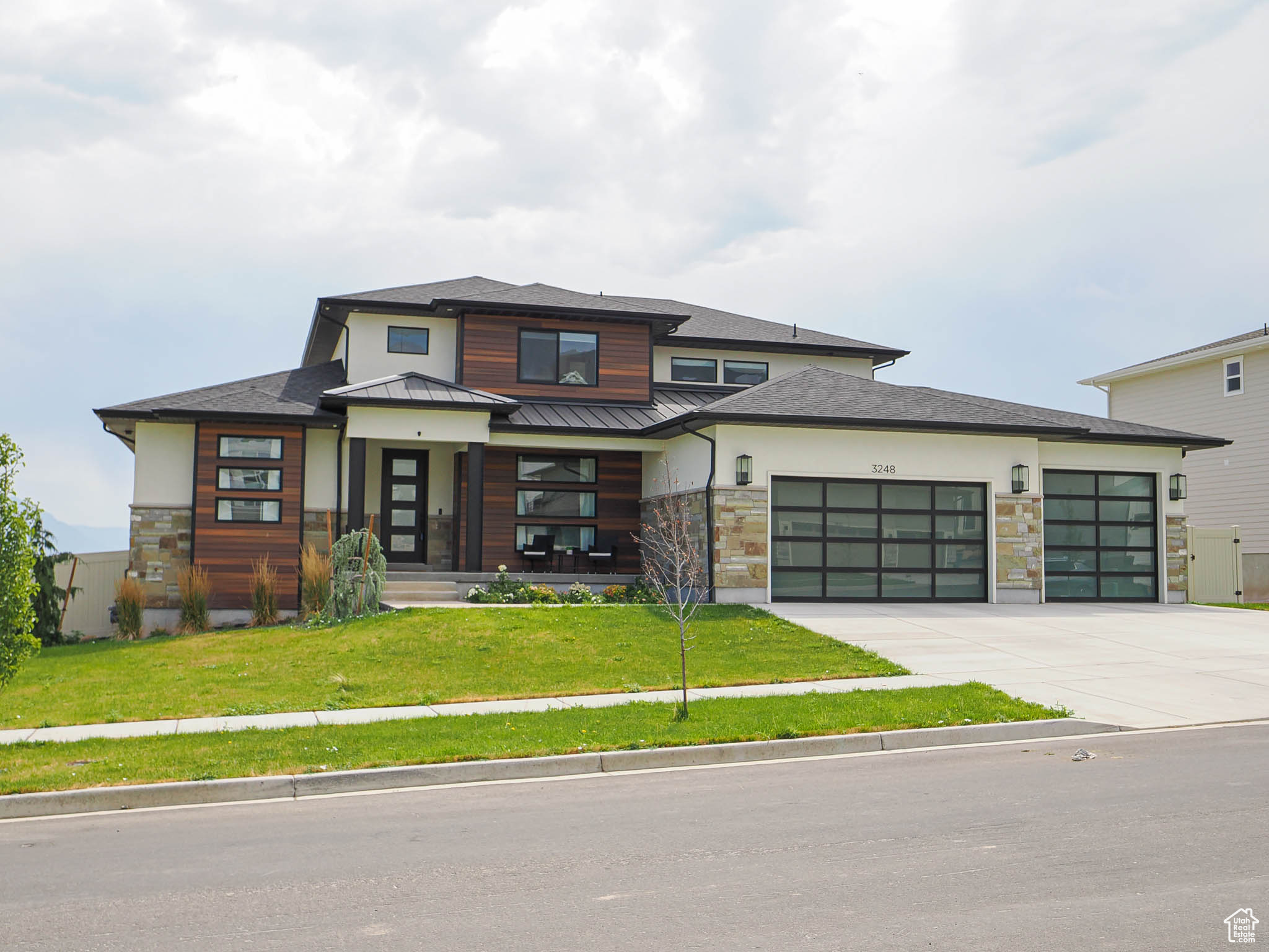 FOX HOLLOW - Residential