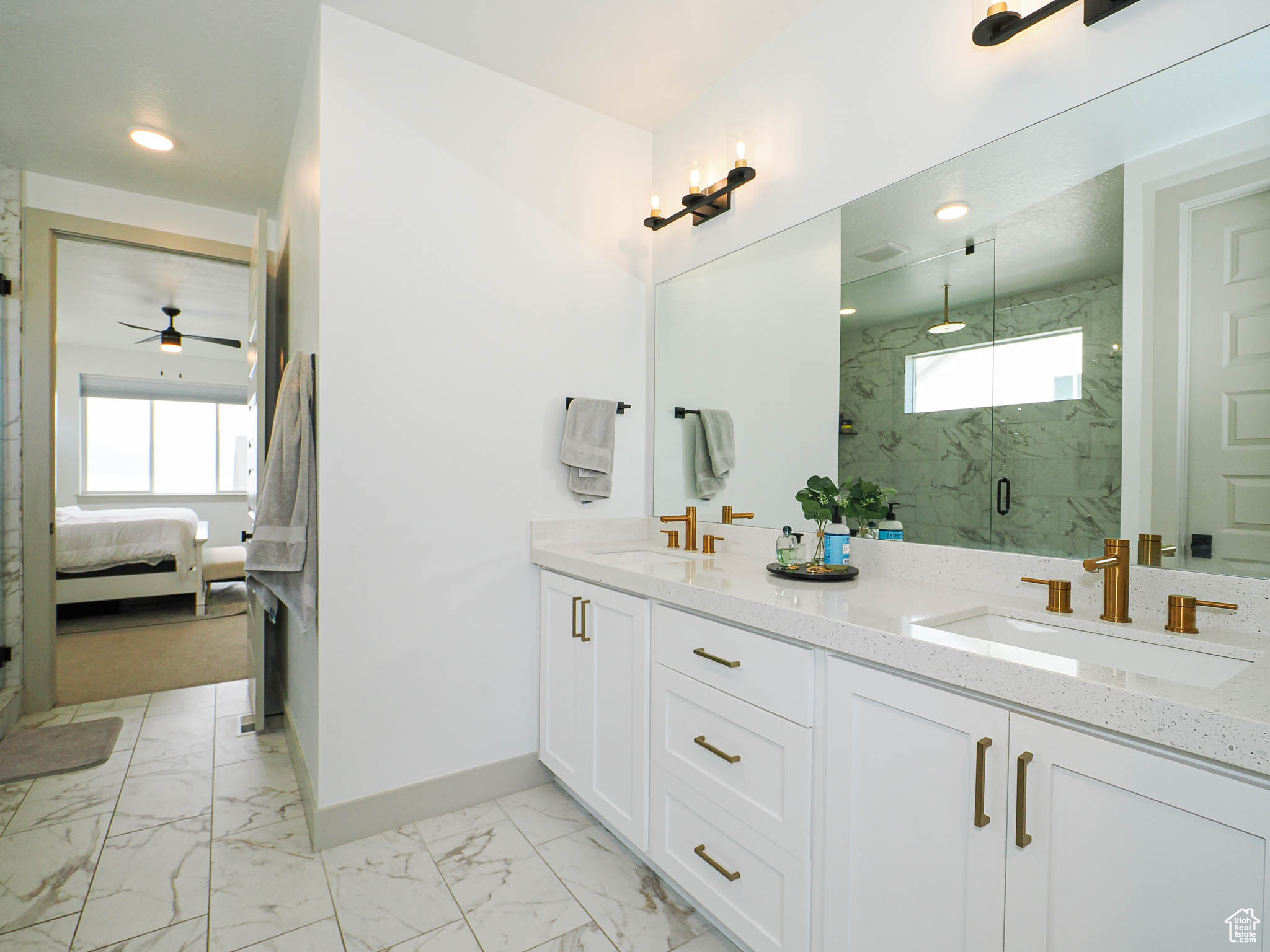 FOX HOLLOW - Residential