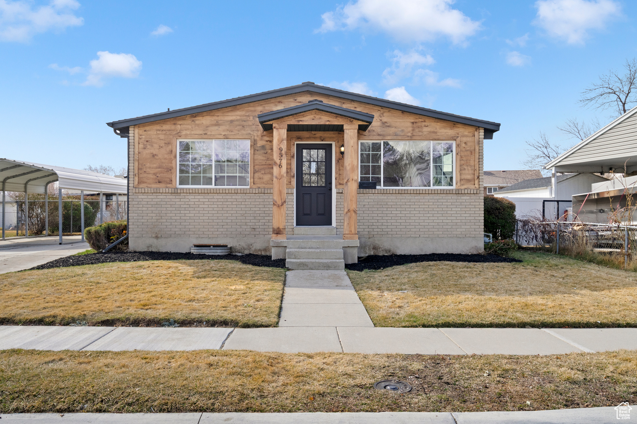 9576 S Tj Dr, Sandy, Utah image 2