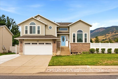Homes For Sale - 618 Willow Bend Dr<br/> Davis County, Centerville, UT 84014