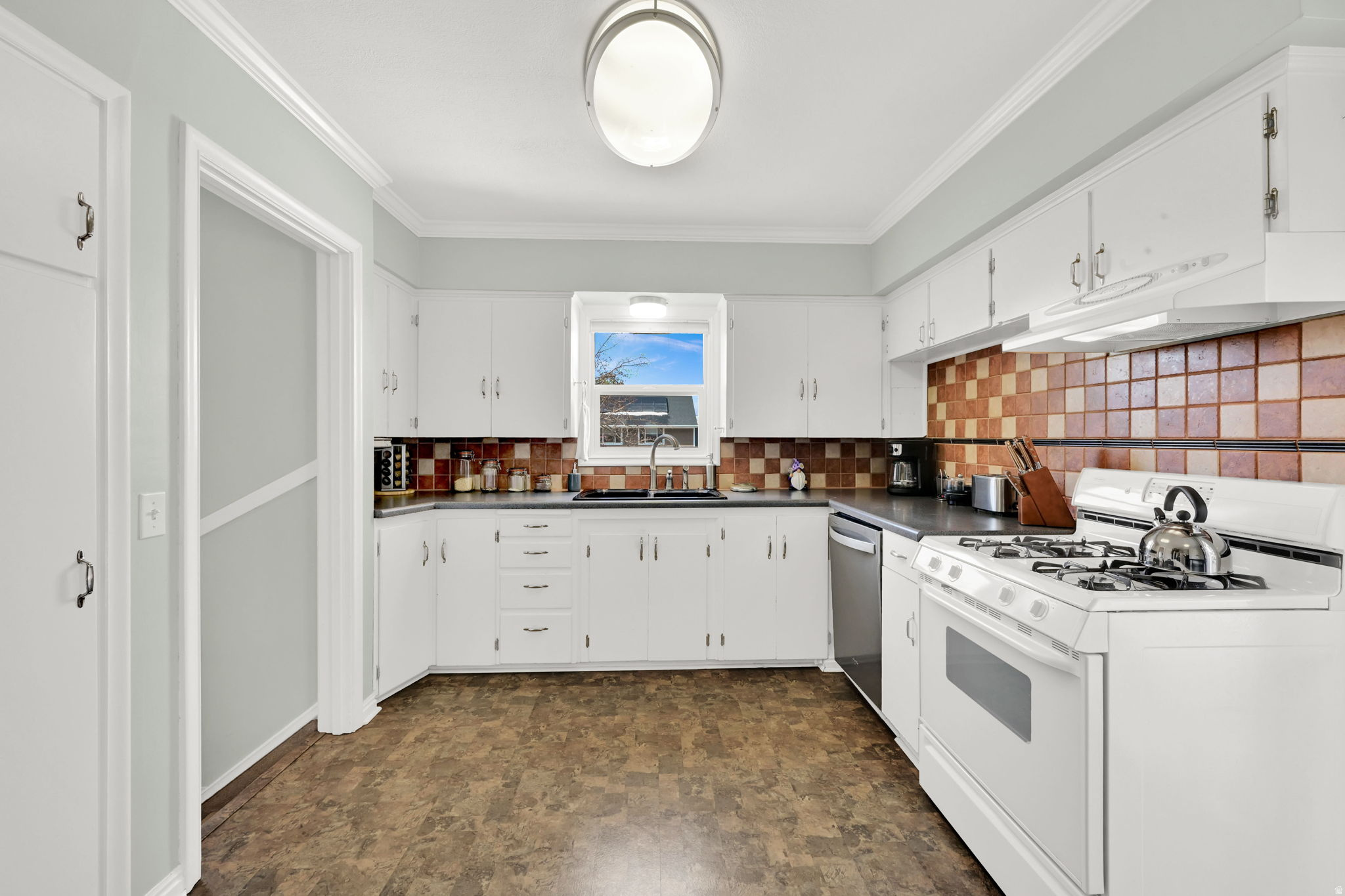 NOB HILL ANNEX - Residential