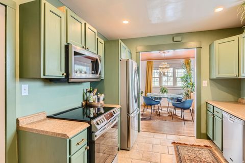 Tiny photo for 377 N 1000 W, Salt Lake City, UT 84116 (MLS # 2125583)