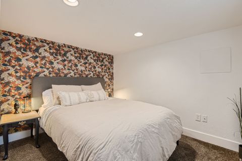 Tiny photo for 377 N 1000 W, Salt Lake City, UT 84116 (MLS # 2125583)