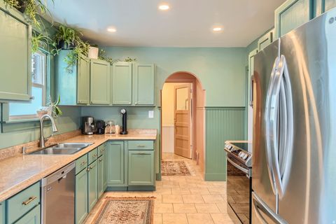 Tiny photo for 377 N 1000 W, Salt Lake City, UT 84116 (MLS # 2125583)