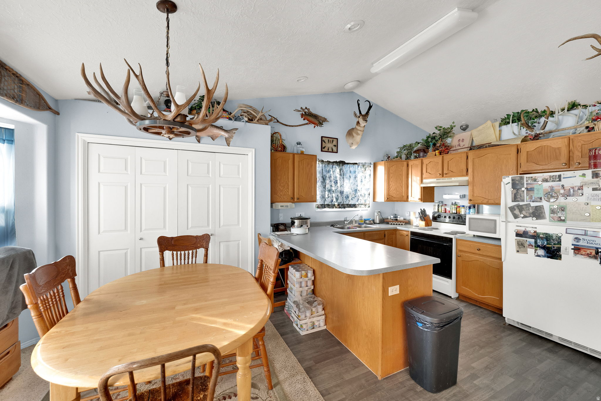 EAGLE POINT - Residential