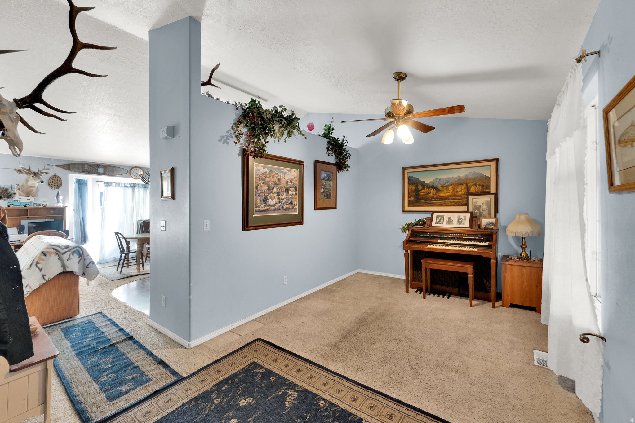 EAGLE POINT - Residential