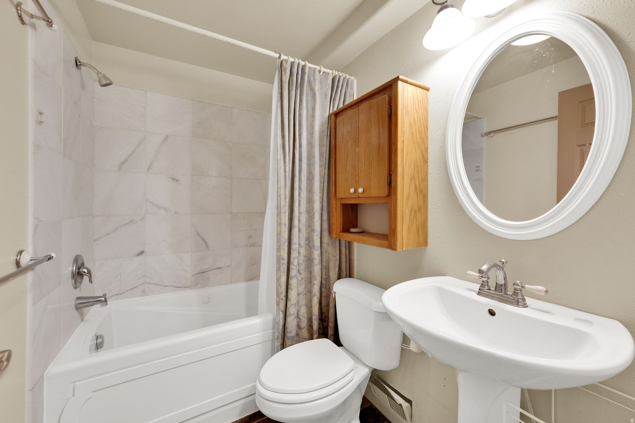 EAGLE POINT - Residential