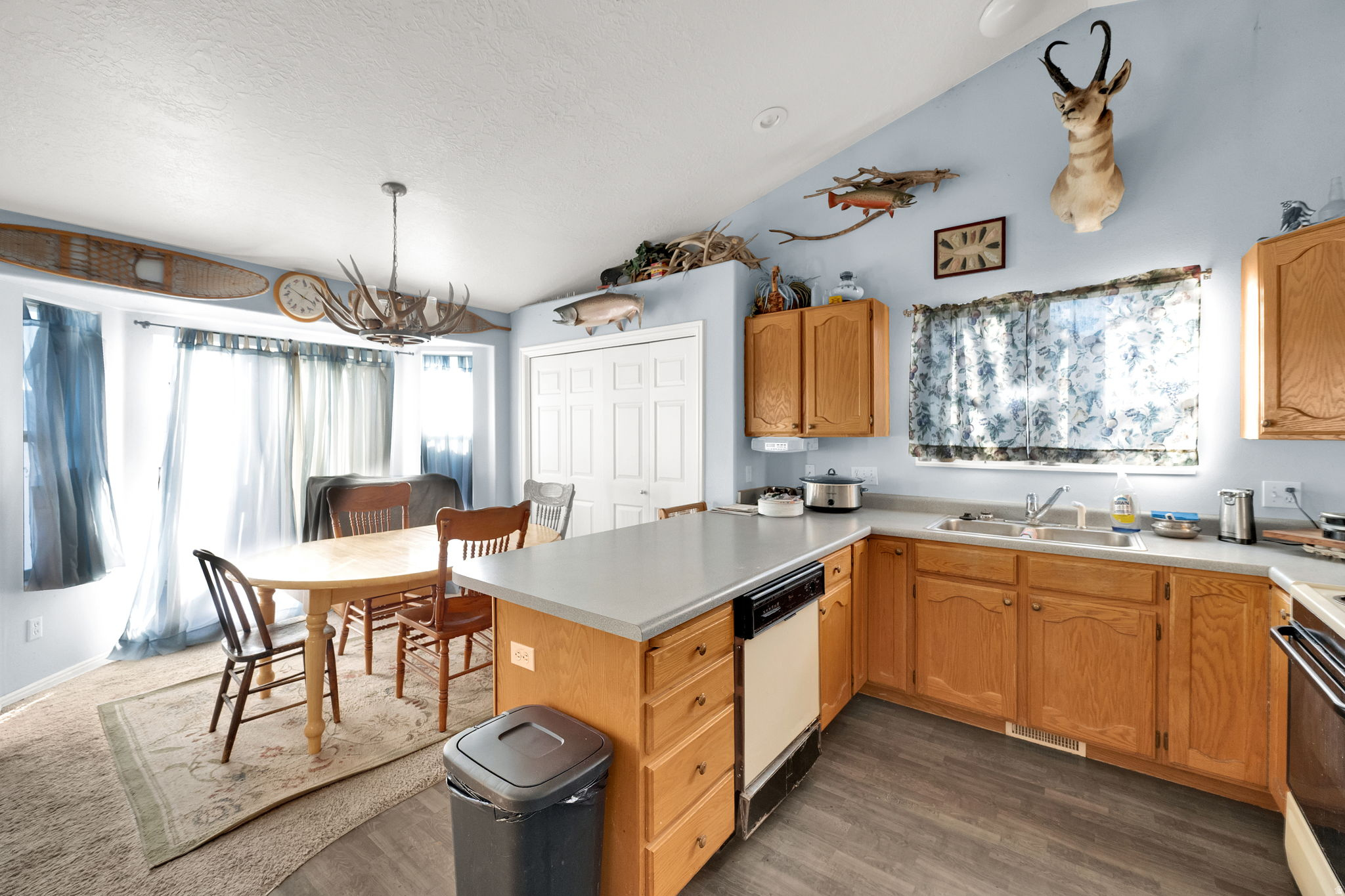 EAGLE POINT - Residential