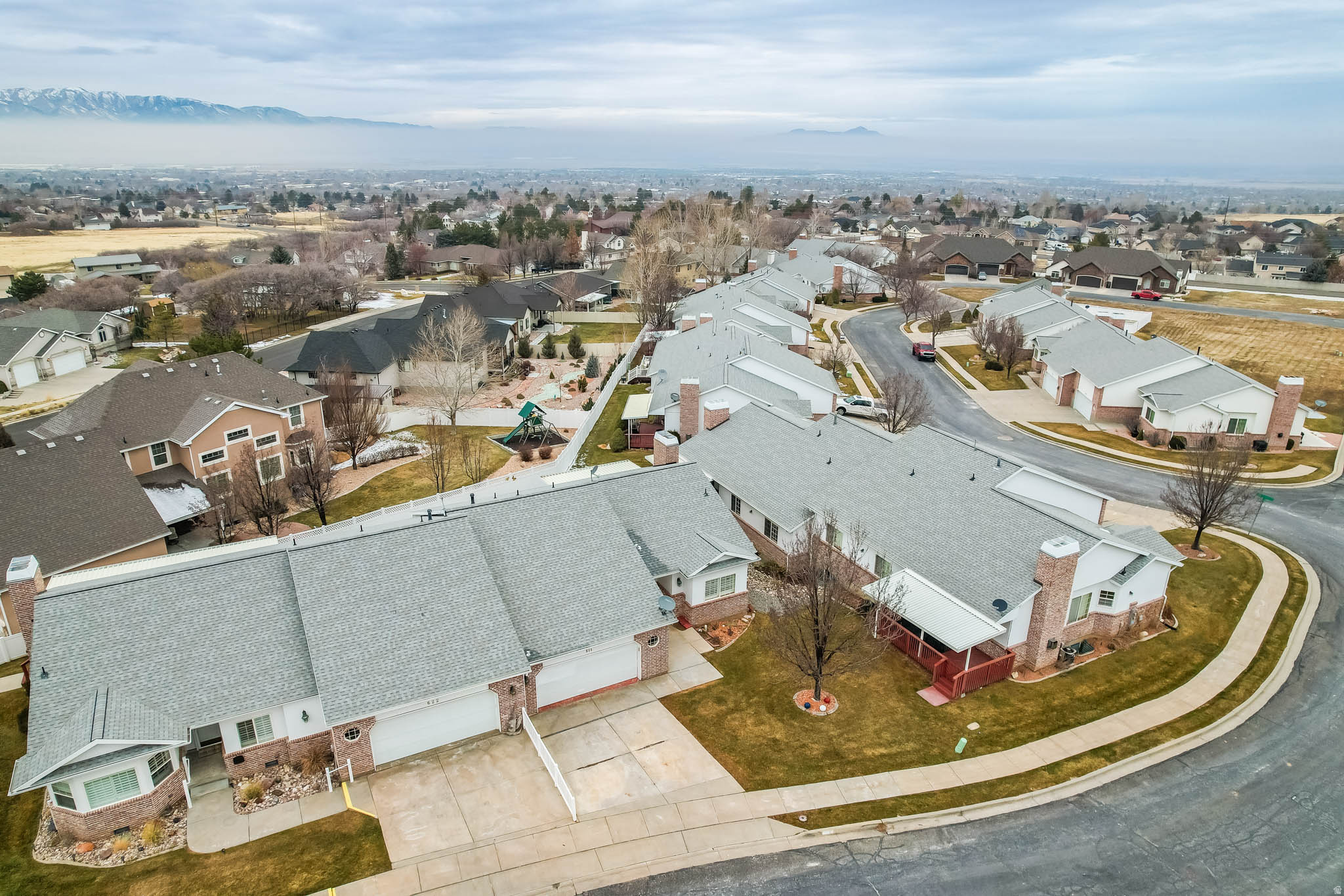 OAKS AT DEER HOLLOW AMD A PUD - Residential