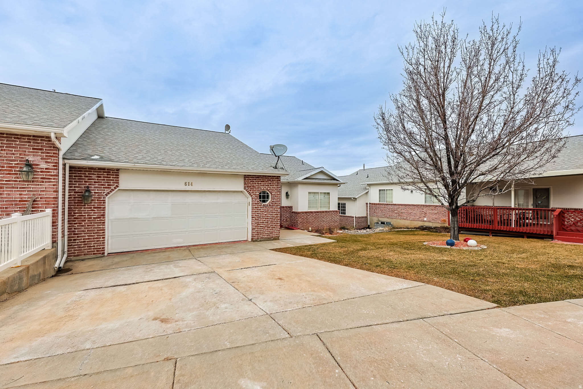 OAKS AT DEER HOLLOW AMD A PUD - Residential