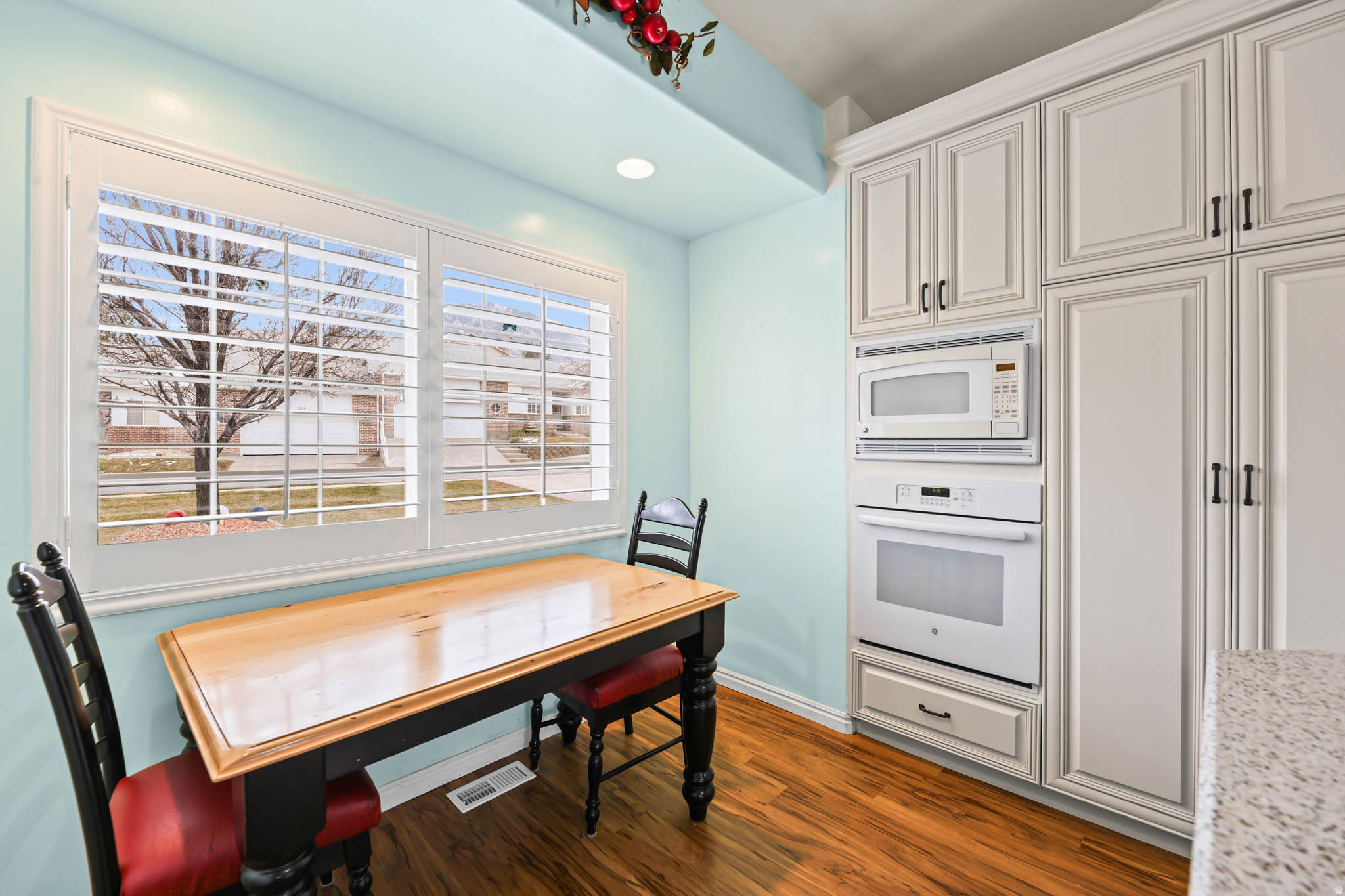 OAKS AT DEER HOLLOW AMD A PUD - Residential