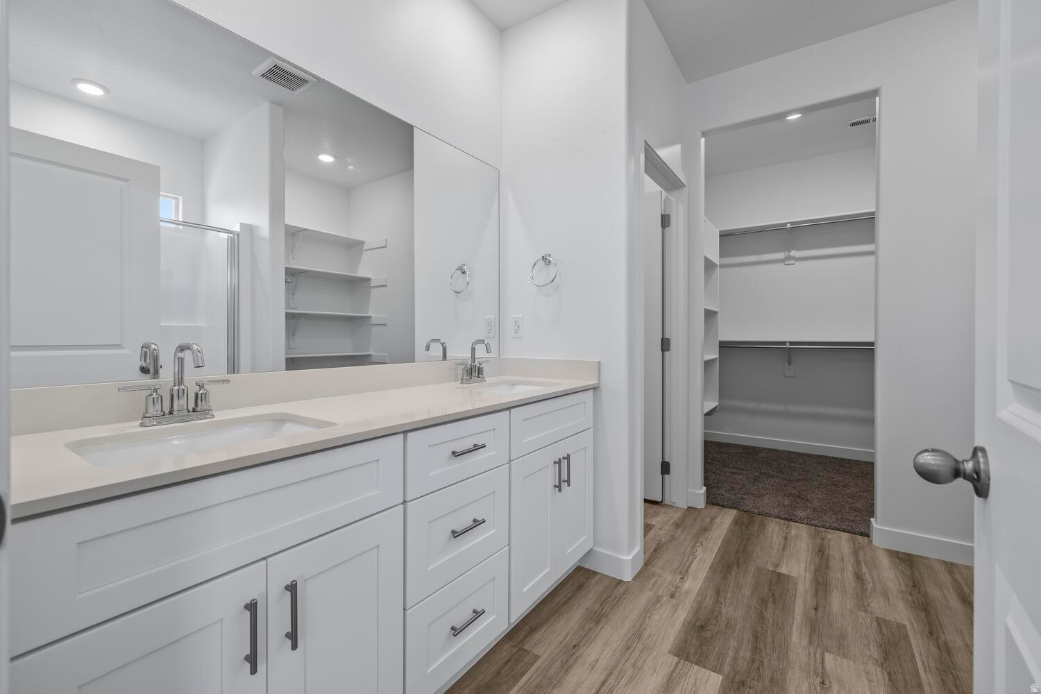 LONG VALLEY - Residential