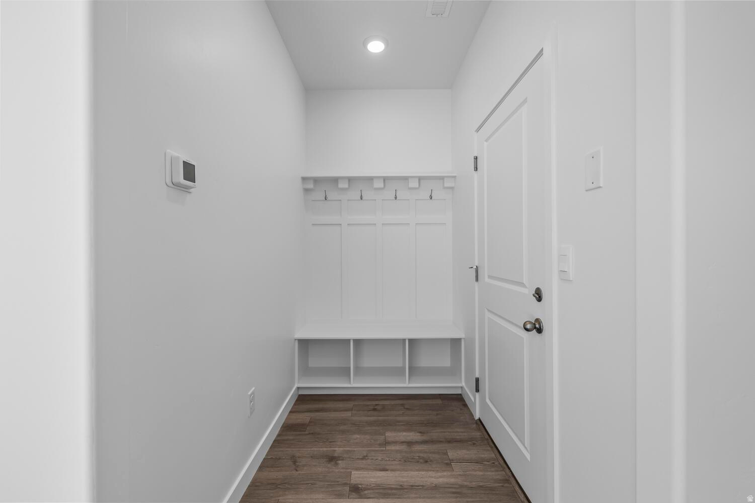 LONG VALLEY - Residential