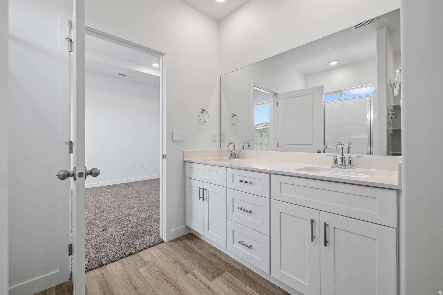 LONG VALLEY - Residential