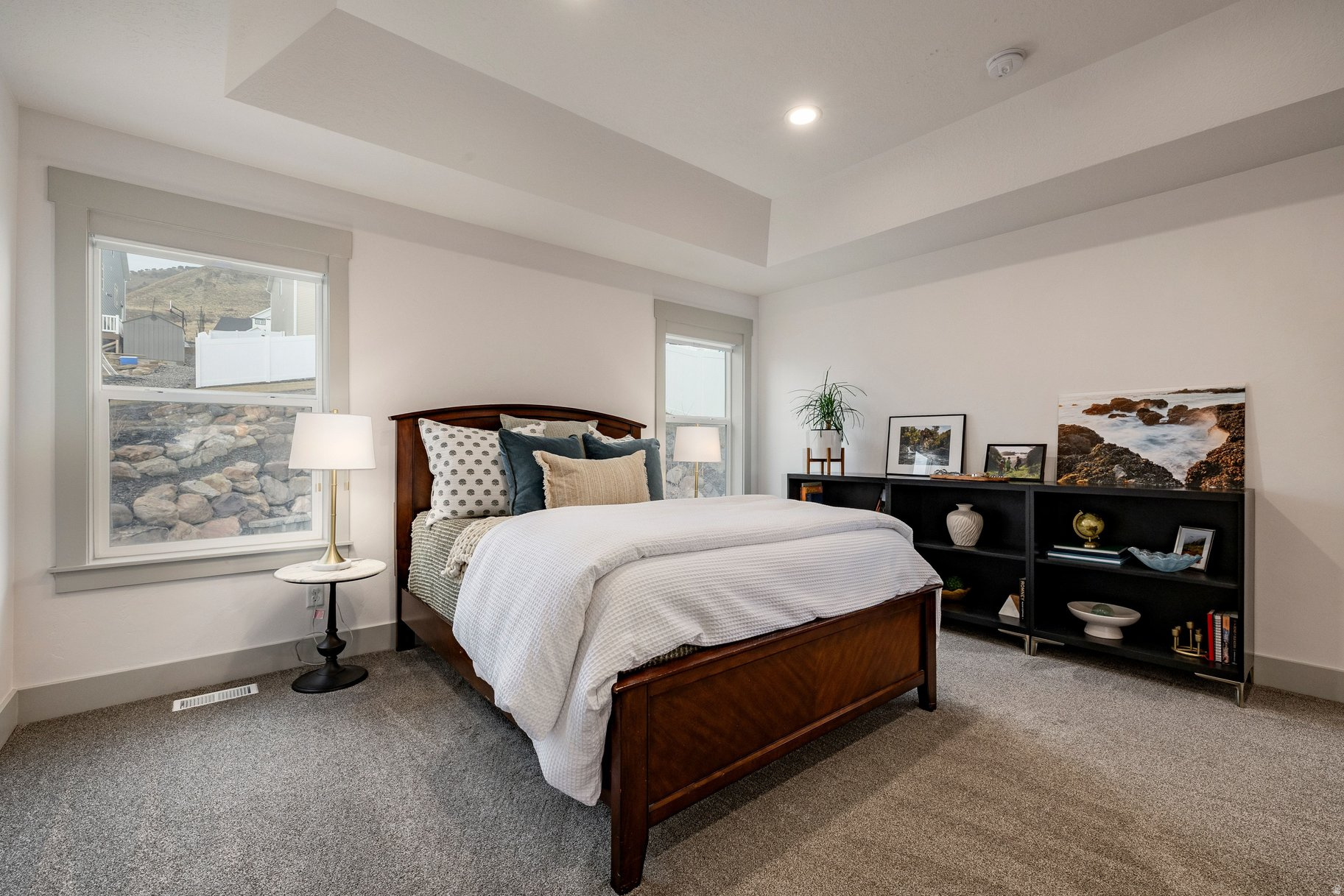 MOUNTAIN GATE ESTATES - Residential