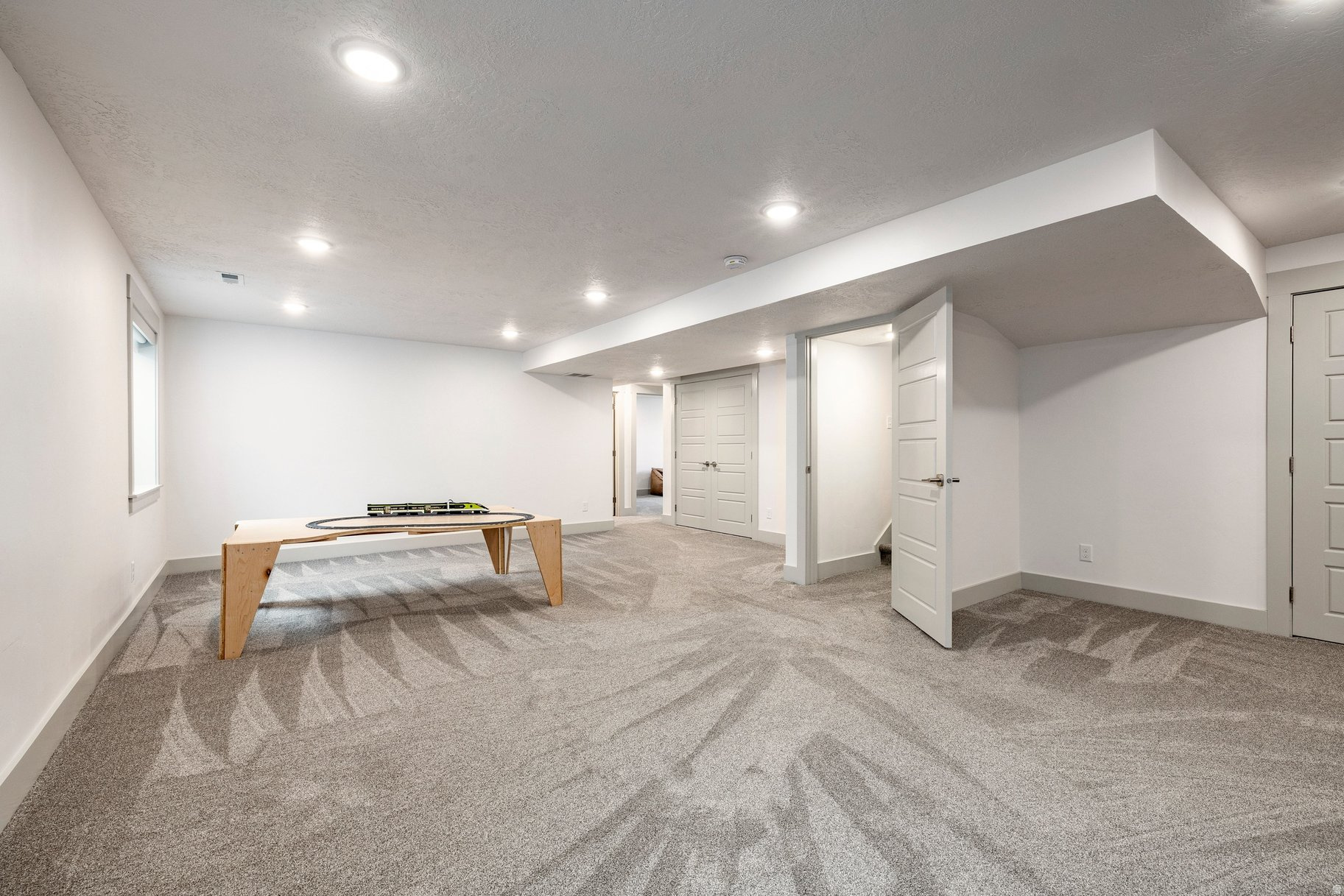 MOUNTAIN GATE ESTATES - Residential