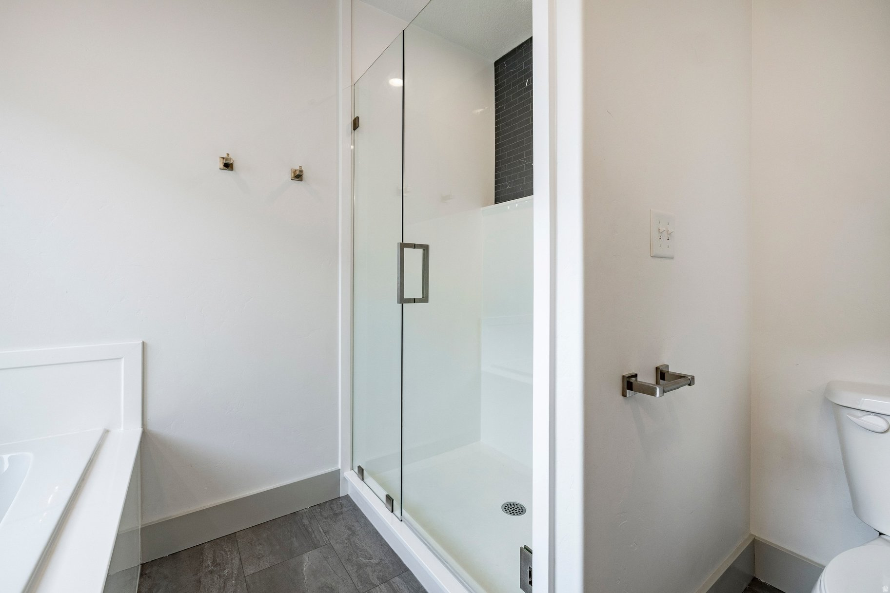 MOUNTAIN GATE ESTATES - Residential