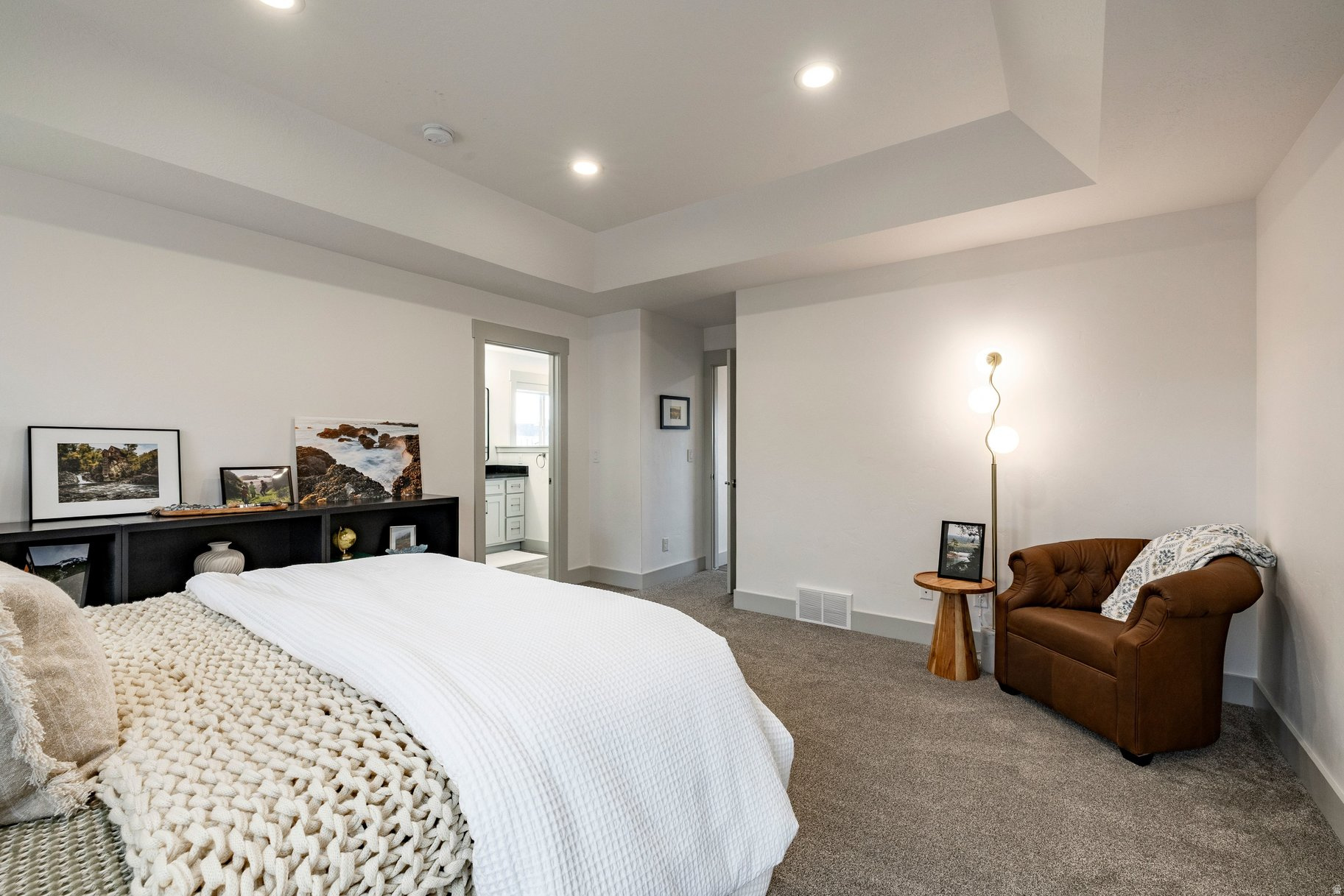 MOUNTAIN GATE ESTATES - Residential