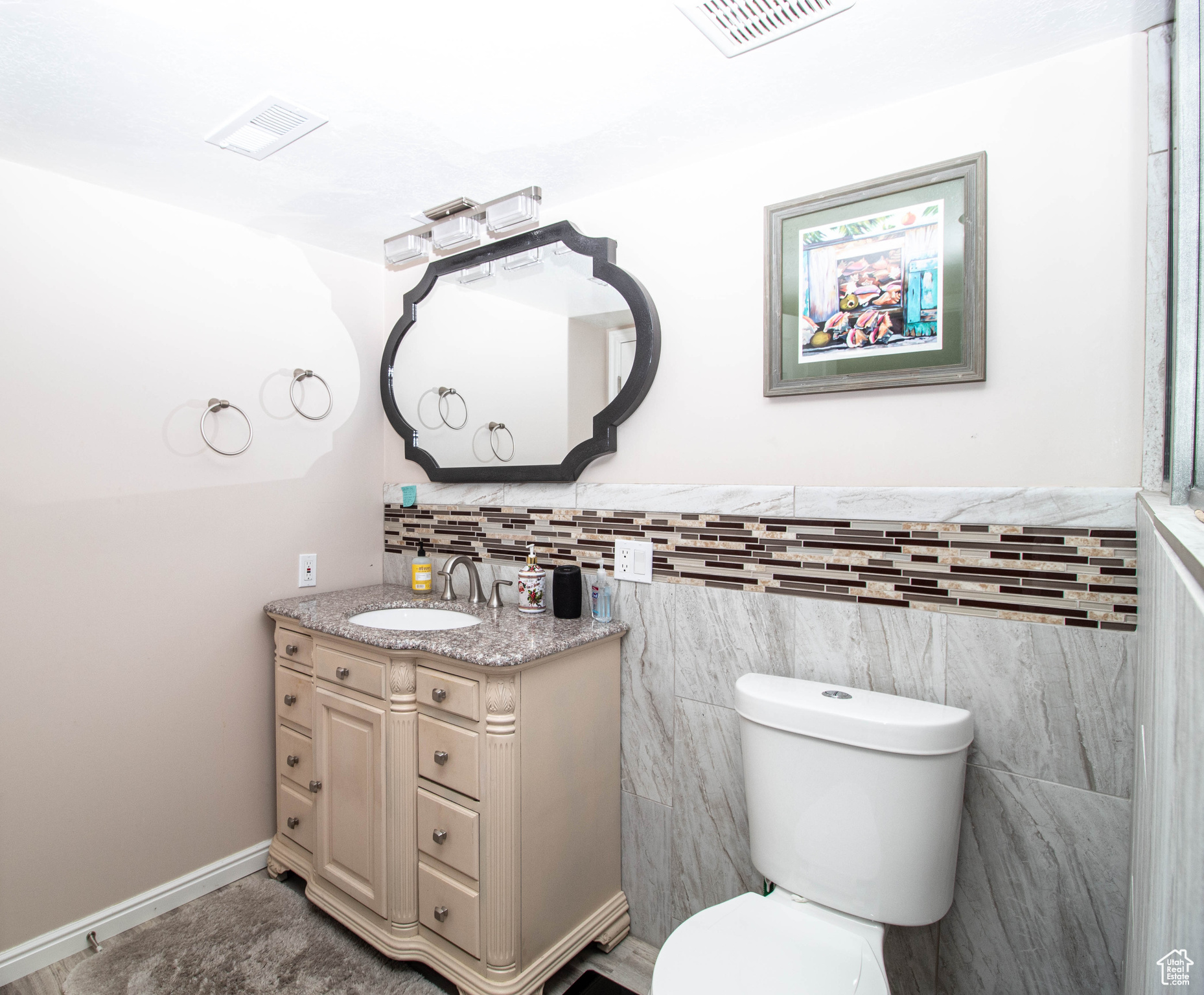 EMERALD HEIGHTS - Residential